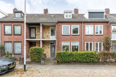 Burgemeester Middelaerlaan 17, 4835 EK, Breda