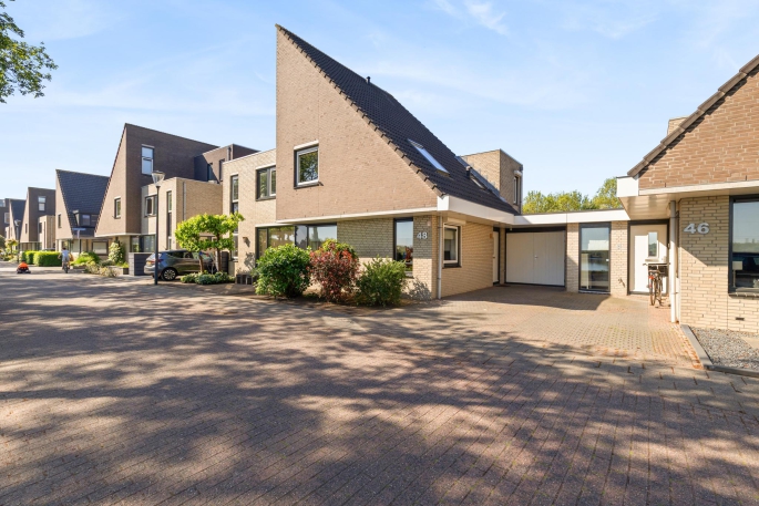 Asterddijk 48, 4823 EA, Breda